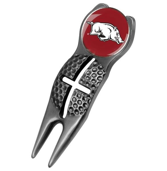 Arkansas Razorbacks - Crosshairs Divot Tool  -  Black - Linkswalkerdirect